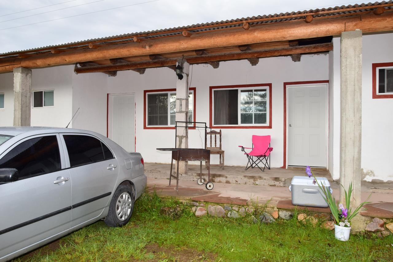 Areponapuchi Cabanas Los Portales Barrancas Del Cobre מראה חיצוני תמונה